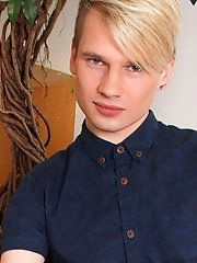 Britladz: Blond Boy Gives His Pal\'s Mouth & Ass A Real Hardcore Stretch!