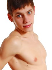 Athletic twink that will stun you with his muscles and the size of his cock